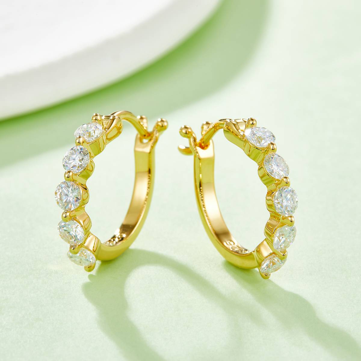 Single Row Half Earrings S925 Silver Moissanite D Grade 1 Carat
